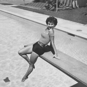 Vintage Black & White PinUp Girl In Pool Photo